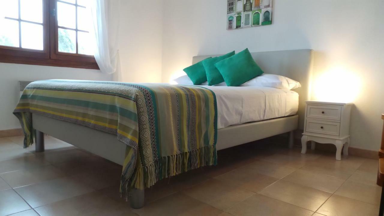 Number9 - Now With Air Conditioned Rooms Carlipa Exterior photo